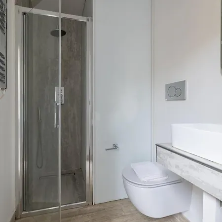 Cesare Balbo - B&d Apts Apartmán *